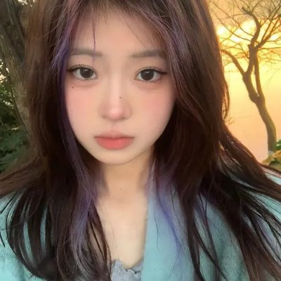 穿成男主早亡妻后我每天都在苟命